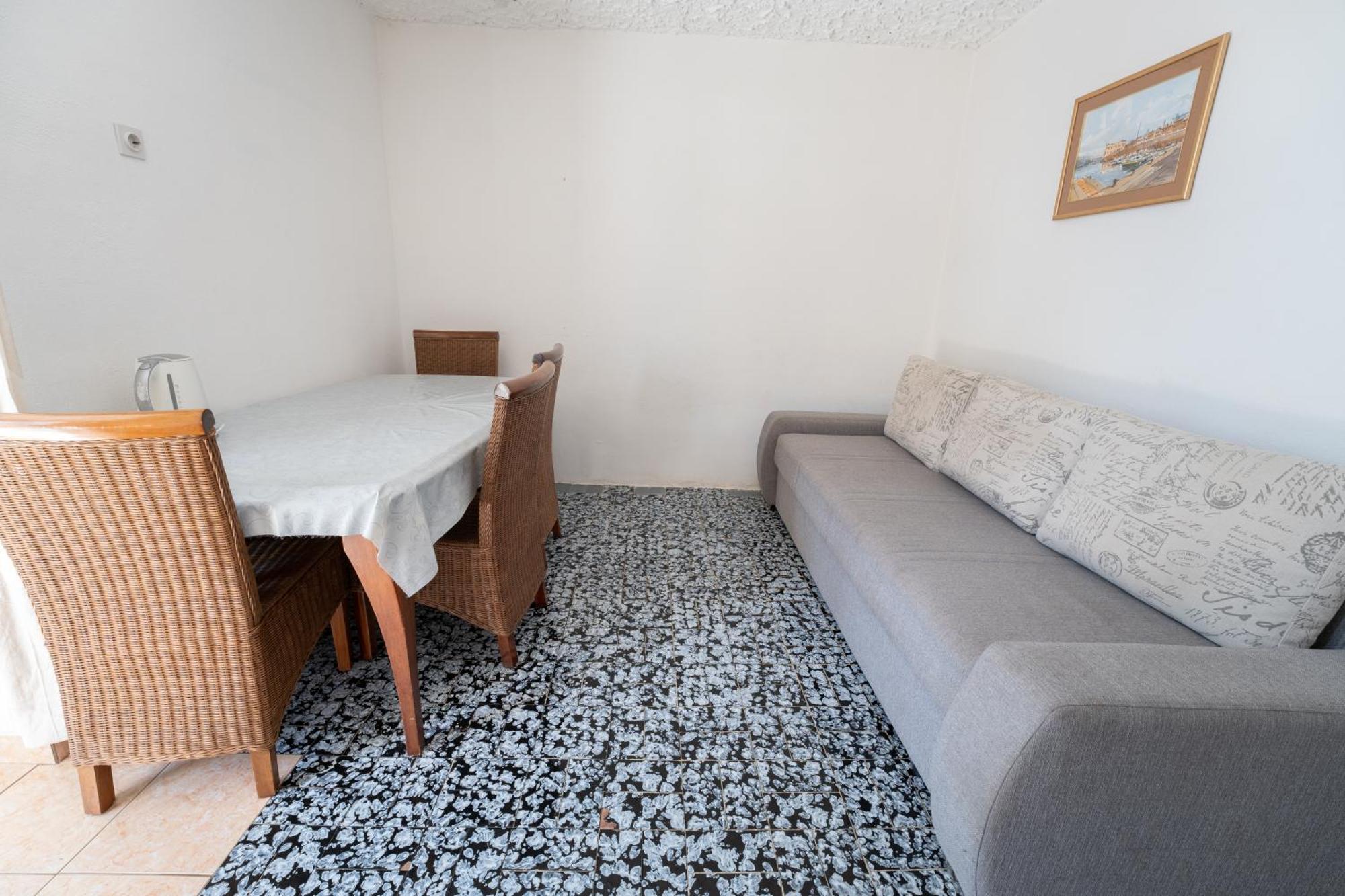 Apartments Maestral Zivogosce Room photo