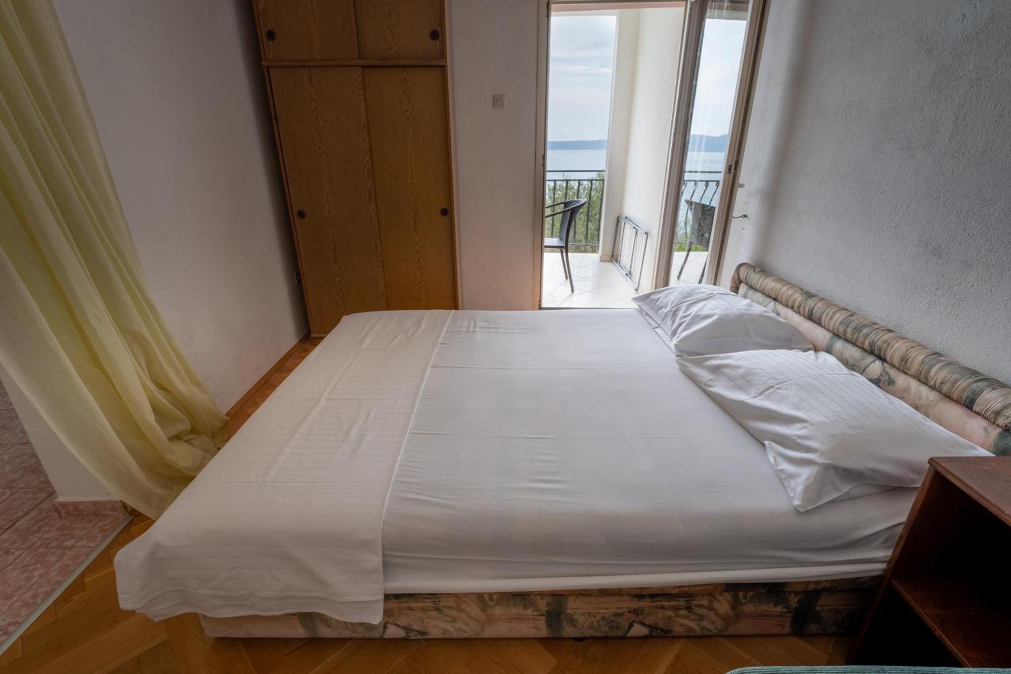 Apartments Maestral Zivogosce Room photo